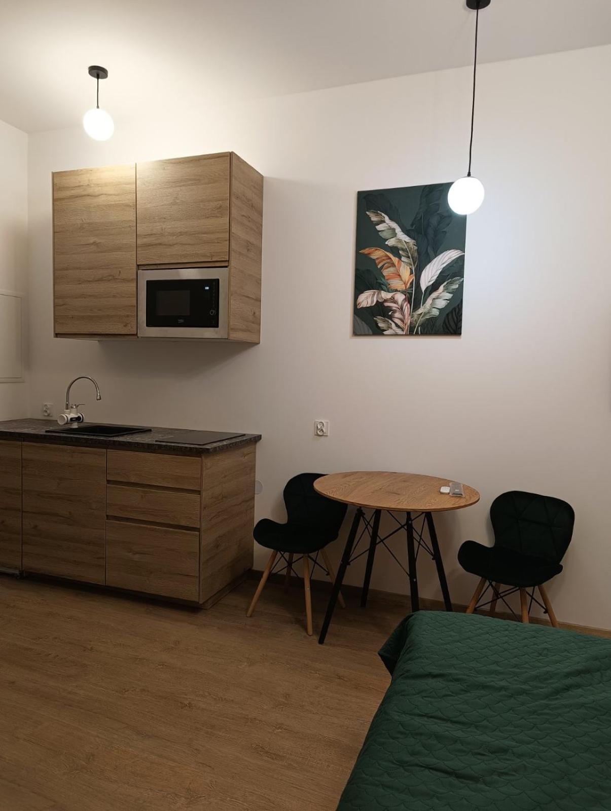 Mh Apartments Жешов Екстериор снимка